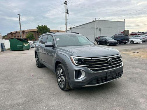 2025 Volkswagen Atlas 2.0T SE w/Technology 4MOTION