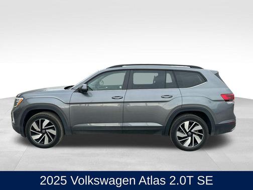 2025 Volkswagen Atlas 2.0T SE w/Technology 4MOTION
