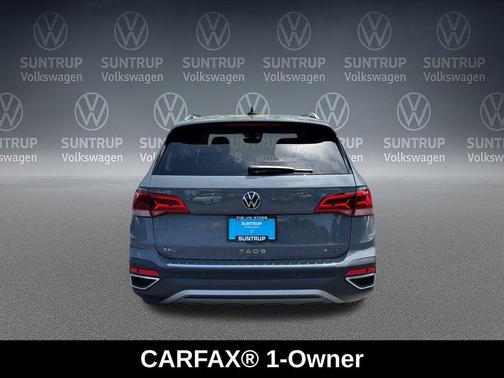 Pure Gray 2023 Volkswagen Taos 1.5T SEL