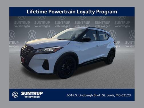 2023 Nissan Kicks SR