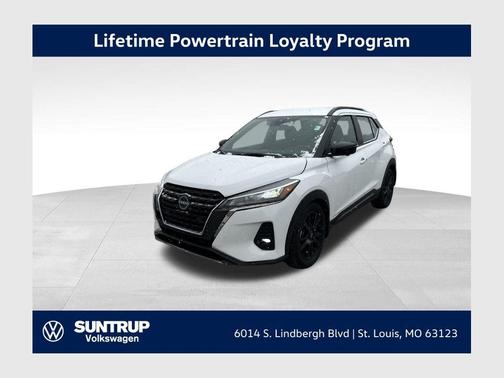 2023 Nissan Kicks SR