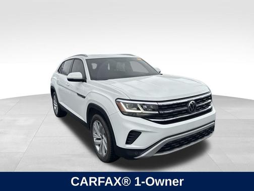 2022 Volkswagen Atlas Cross Sport 2.0T SE w/Technology 4MOTION