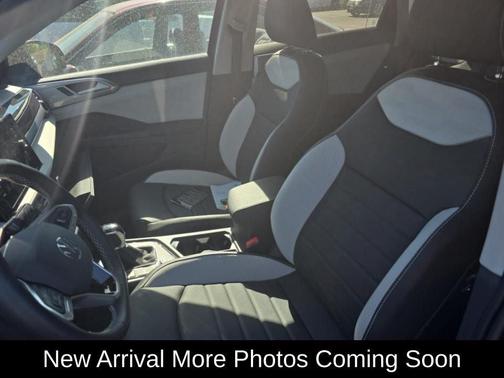 Deep Black 2025 Volkswagen Taos 1.5T SEL