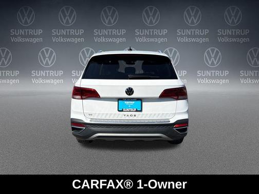 Pure White 2022 Volkswagen Taos 1.5T SE