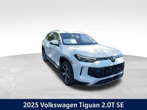 2025 Volkswagen Tiguan 2.0T SE 4MOTION