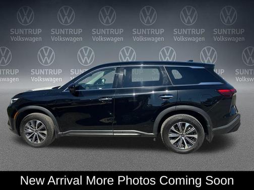 2025 INFINITI QX60 Pure
