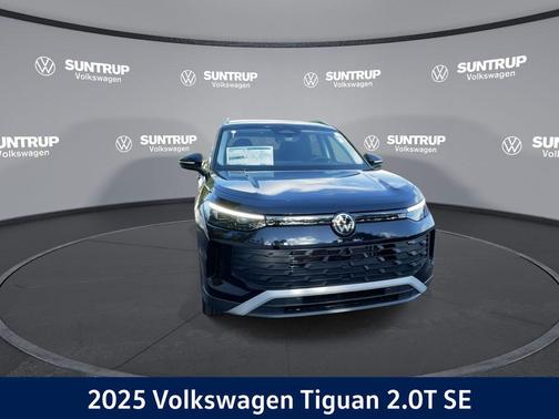 2025 Volkswagen Tiguan 2.0T SE 4MOTION