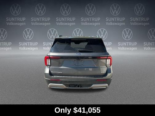 Gray Metallic 2025 Ford Explorer Platinum