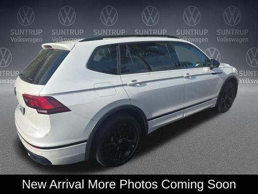 Opal White 2023 Volkswagen Tiguan 2.0T SE R-Line Black