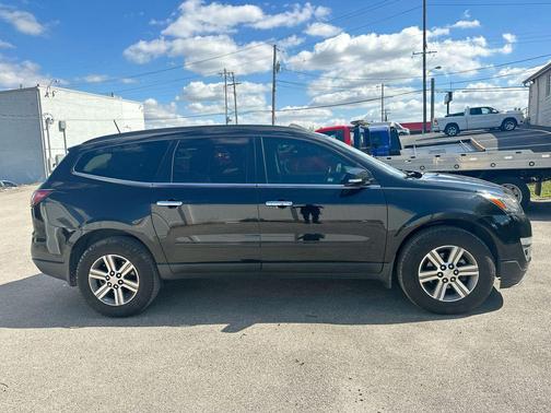 2017 Chevrolet Traverse 2LT
