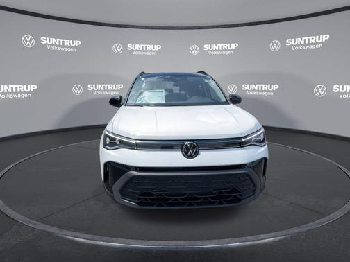 2025 Volkswagen Taos 1.5T SE Black