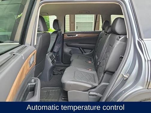 2024 Volkswagen Atlas 2.0T SE w/Technology 4MOTION