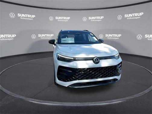 2025 Volkswagen Tiguan 2.0T SE R-Line Black 4MOTION