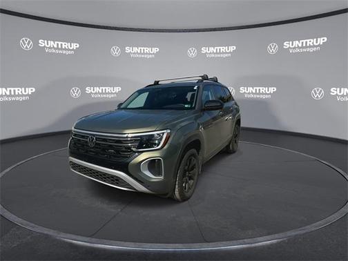 2024 Volkswagen Atlas 2.0T SE w/Technology 4MOTION