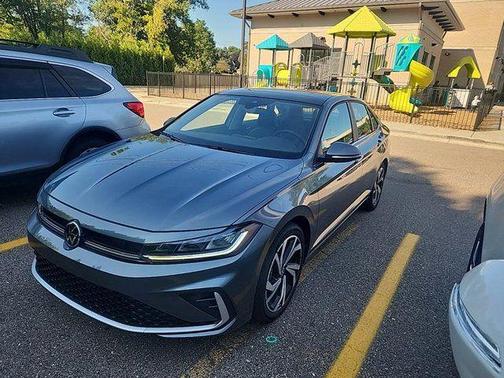 2025 Volkswagen Jetta 1.5T SEL