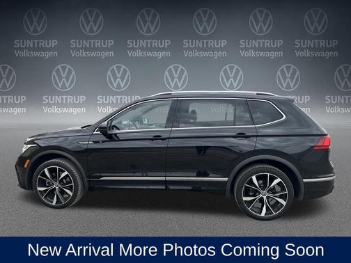 2022 Volkswagen Tiguan 2.0T SEL R-Line 4MOTION