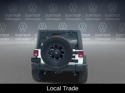 Bright White Clearcoat 2016 Jeep Wrangler Unlimited Sport
