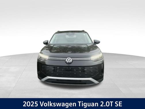 2025 Volkswagen Tiguan 2.0T SE 4MOTION