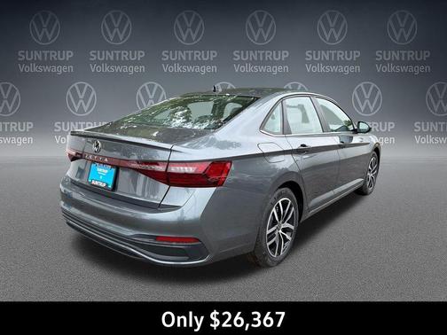 Platinum Gray Metallic 2026 Volkswagen Jetta 1.4T SE