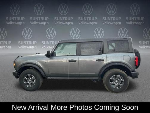 CARBONIZED GRAY METALLIC 2025 Ford Bronco Big Bend
