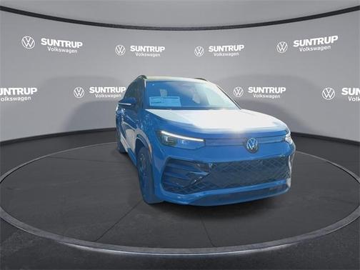 2025 Volkswagen Tiguan 2.0T SE R-Line Black 4MOTION