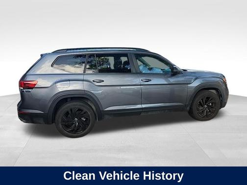 2022 Volkswagen Atlas 2.0T SE w/Technology