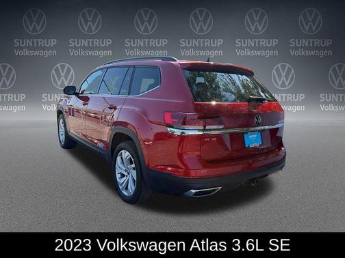 Aurora Red Metallic 2023 Volkswagen Atlas 3.6L SE w/Technology