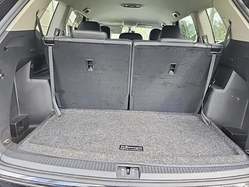 2023 Volkswagen Atlas 2.0T SE w/Technology