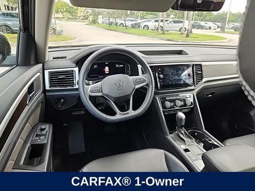 2023 Volkswagen Atlas 2.0T SE w/Technology