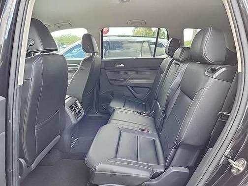 2023 Volkswagen Atlas 2.0T SE w/Technology