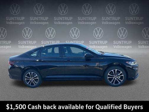 Deep Black Pearl 2026 Volkswagen Jetta 1.4T S
