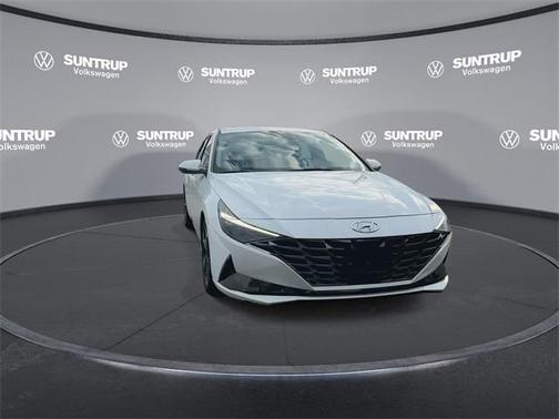 2021 Hyundai ELANTRA Limited