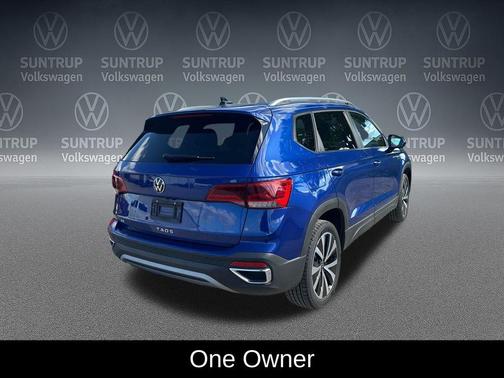 Dusk Blue Metallic 2023 Volkswagen Taos 1.5T SE