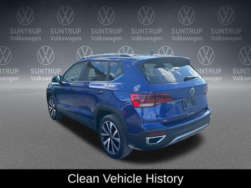 Dusk Blue Metallic 2023 Volkswagen Taos 1.5T SE
