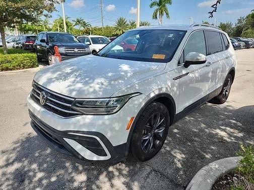 2022 Volkswagen Tiguan 2.0T SE