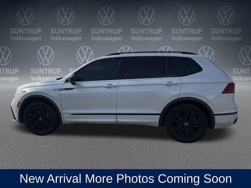 2022 Volkswagen Tiguan 2.0T SE R-Line Black 4MOTION