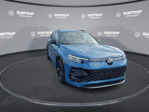 2025 Volkswagen Tiguan 2.0T SE R-Line Black