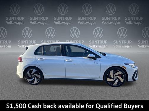 opal white pearl 2026 Volkswagen Golf GTI 2.0T S DSG