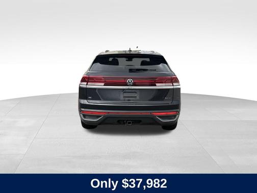 2025 Volkswagen Atlas Cross Sport 2.0T SE w/Technology 4MOTION