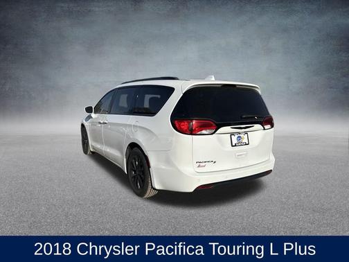 2018 Chrysler Pacifica Touring-L Plus
