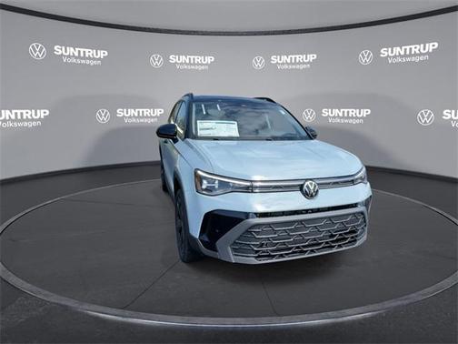 2025 Volkswagen Taos 1.5T SE Black