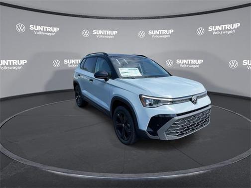 2025 Volkswagen Taos 1.5T SE Black