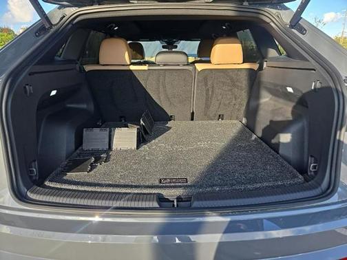 2025 Volkswagen Atlas Cross Sport 2.0T SEL