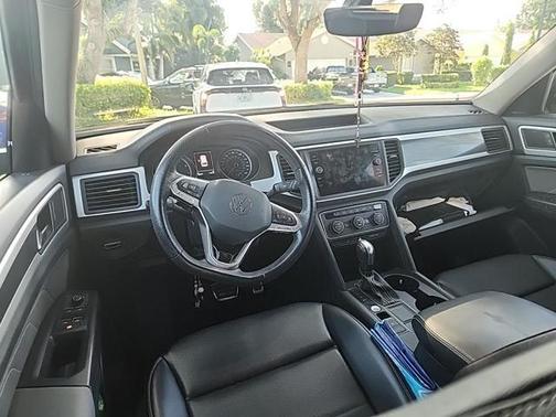 2021 Volkswagen Atlas 3.6L SE w/Technology