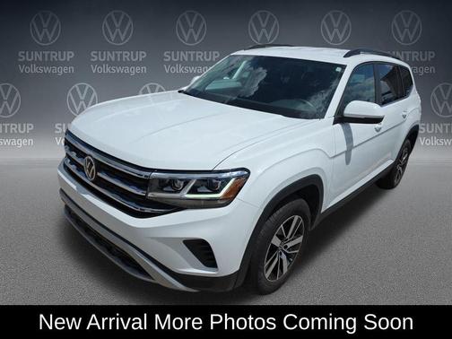 Pure White 2023 Volkswagen Atlas 2.0T SE