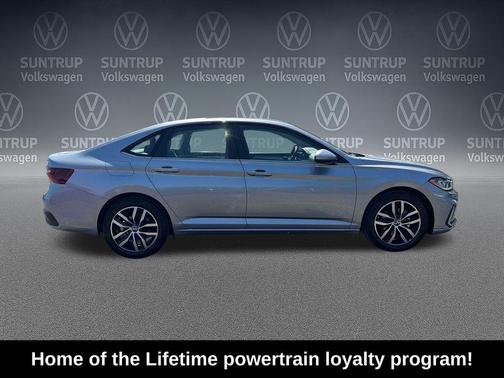 Pyrite Silver Metallic 2025 Volkswagen Jetta 1.5T SE