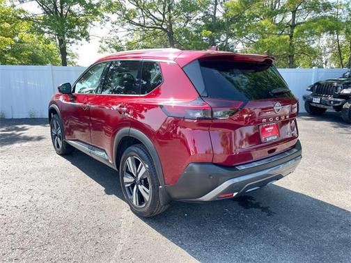 2022 Nissan Rogue SL