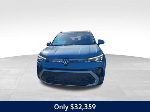 2025 Volkswagen Taos 1.5T SEL