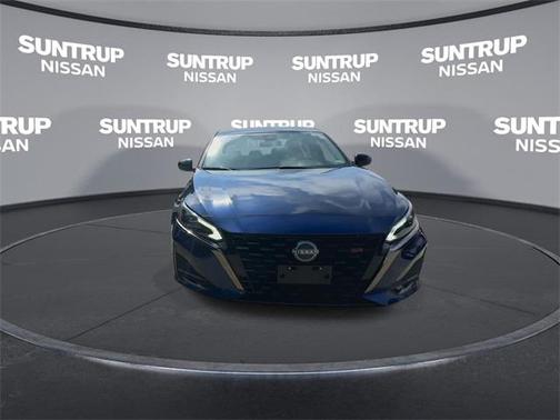 2023 Nissan Altima SR FWD