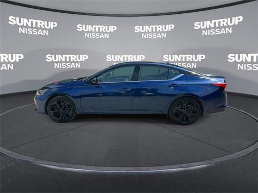 2023 Nissan Altima SR FWD